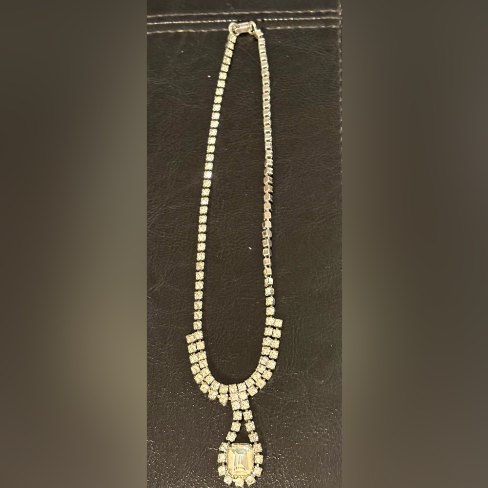 Beautiful Rhinestone Necklace